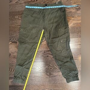 Banana Republic Olive Cargo Pants